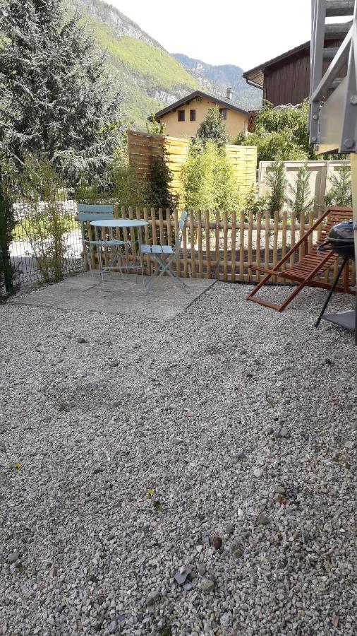 Enclos Savoyard Appartement Meuble 1Chambre 1 Canape Lits 3Personnes Grand-Aigueblanche المظهر الخارجي الصورة